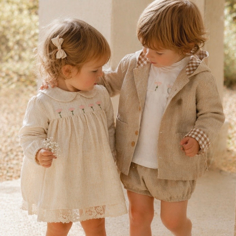 Vestido Flores Bordadas